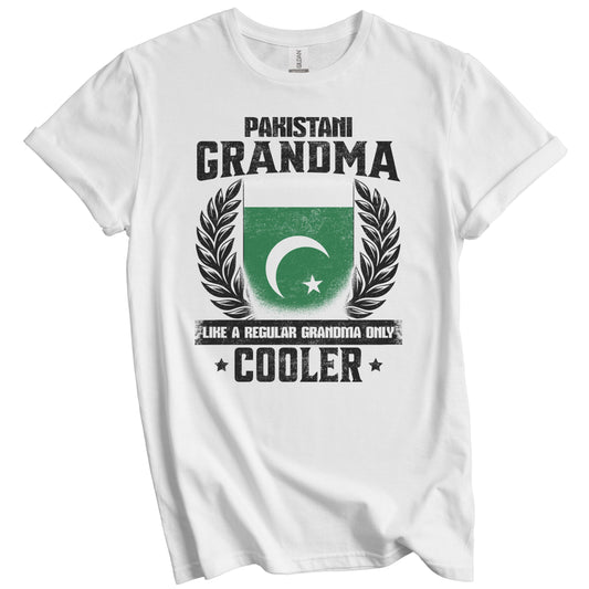 Pakistani Grandma Funny Pakistan Flag Grandmother Grandparents Day T-Shirt - Pakistani Grandma Like A Regular Grandma Only Cooler