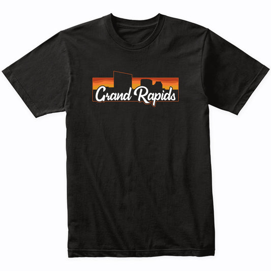 Vintage Style Retro Grand Rapids Michigan Sunset Skyline T-Shirt