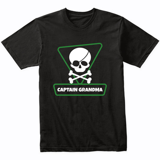 Captain Grandma Pirate Skull Funny Grandma Grandparents Day T-Shirt