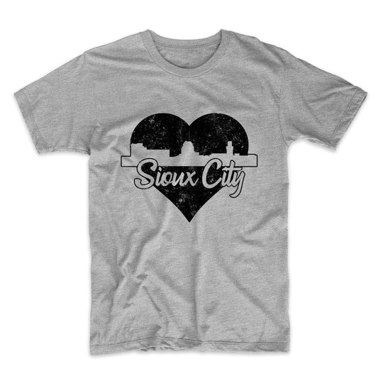 Retro Sioux City Iowa Skyline Heart Distressed T-Shirt