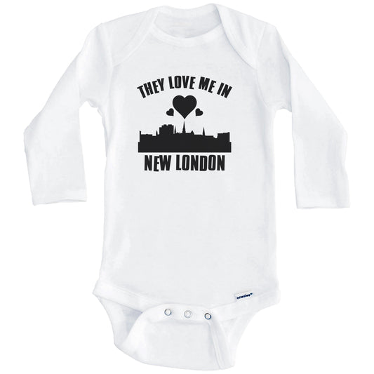 They Love Me In New London Connecticut Hearts Skyline One Piece Baby Bodysuit (Long Sleeves)